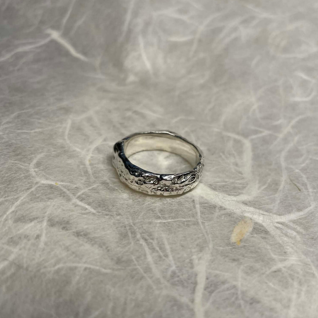 Okeanos ring