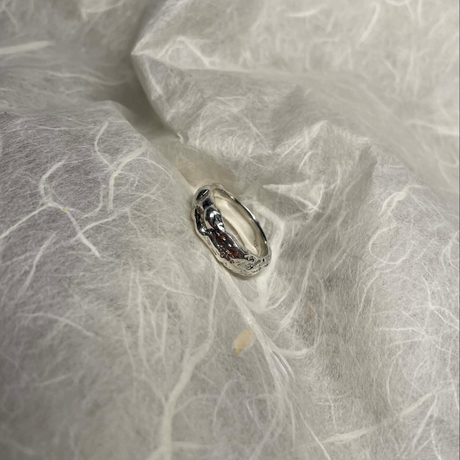 Okeanos ring