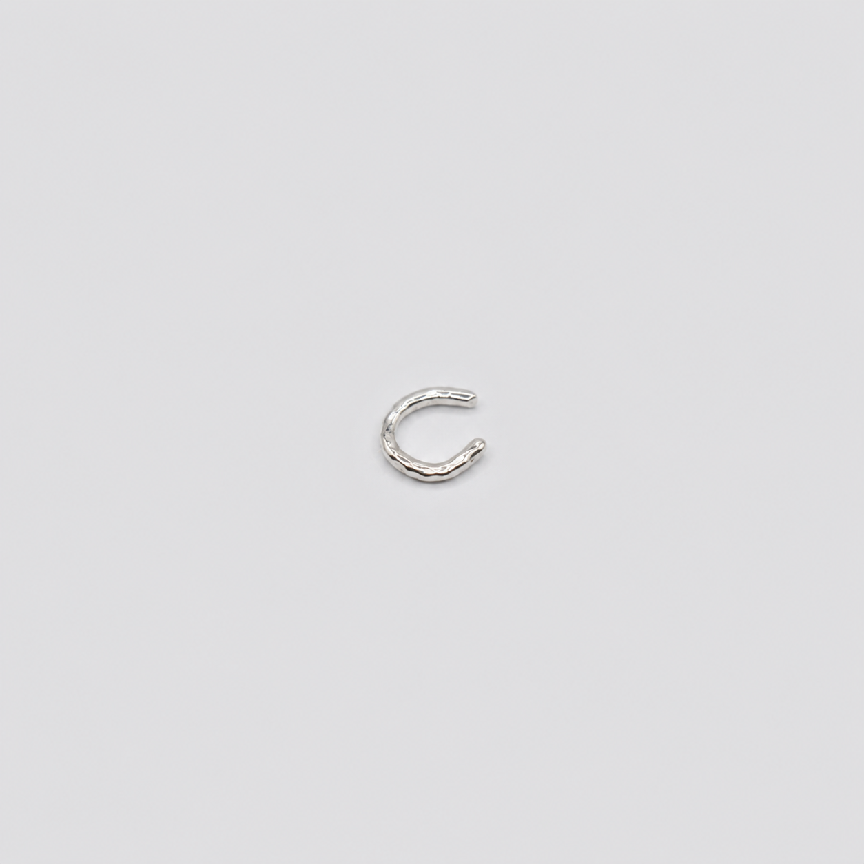Phoebe earcuff