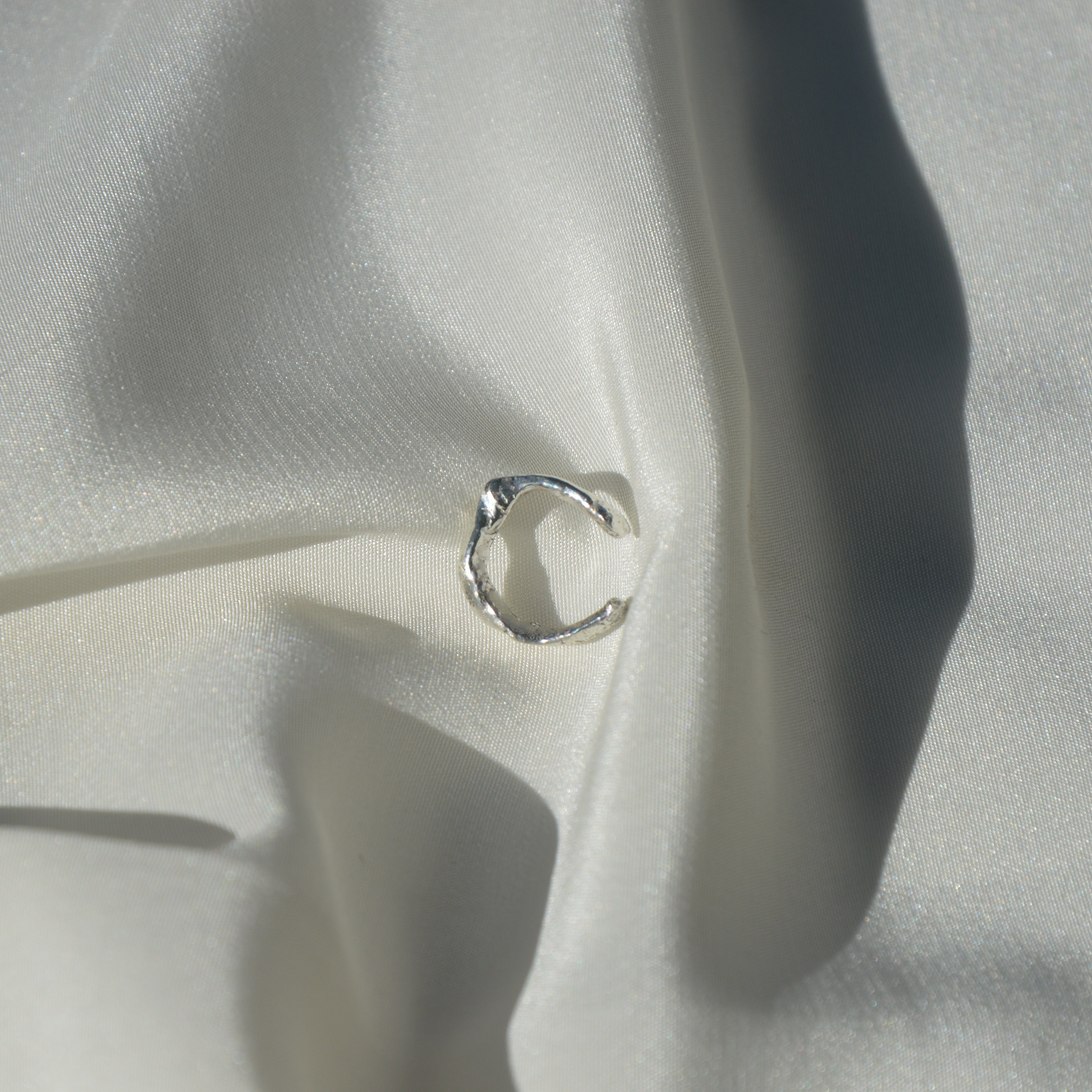 Molten earcuff