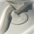 Hammered fine bracelet