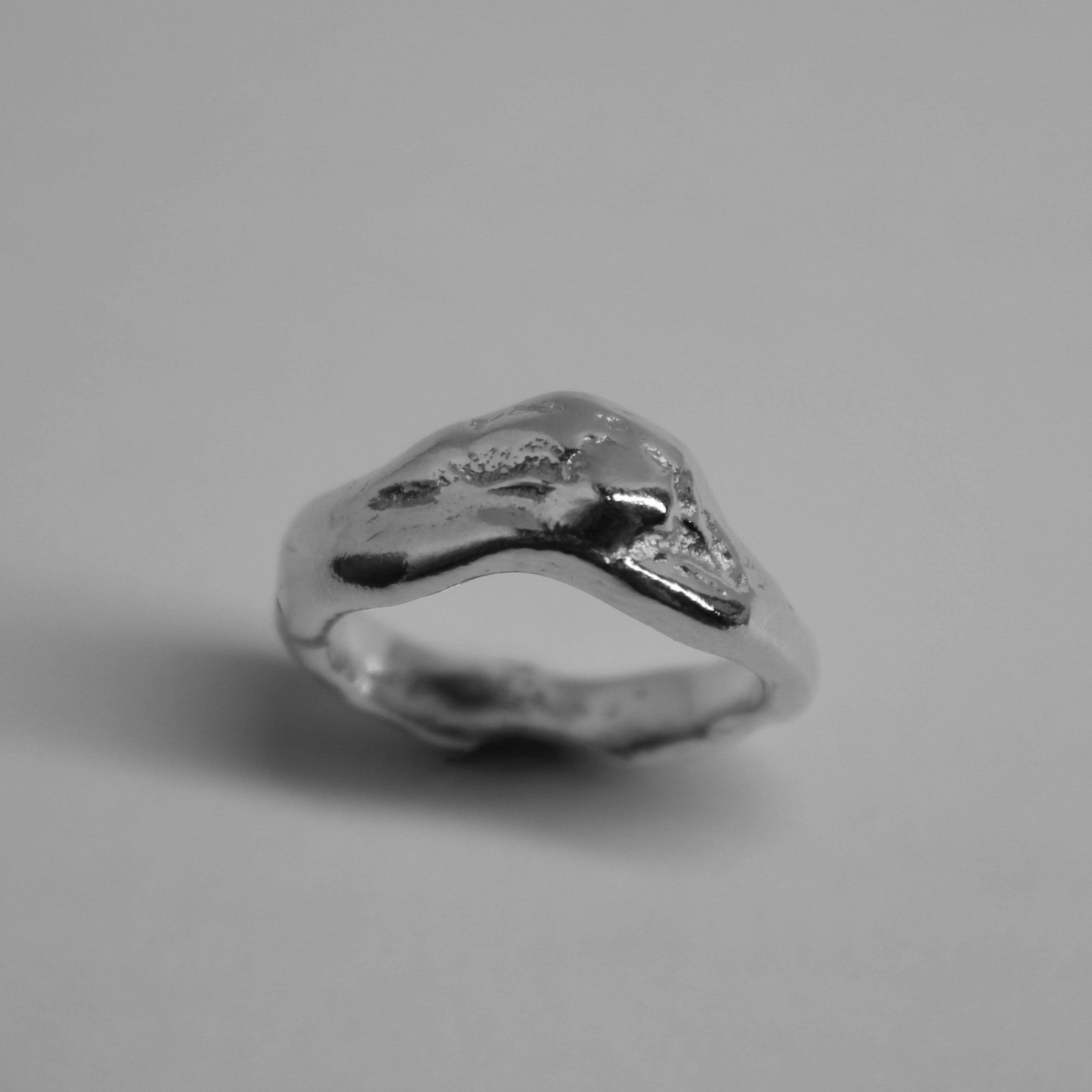 Potamos ring