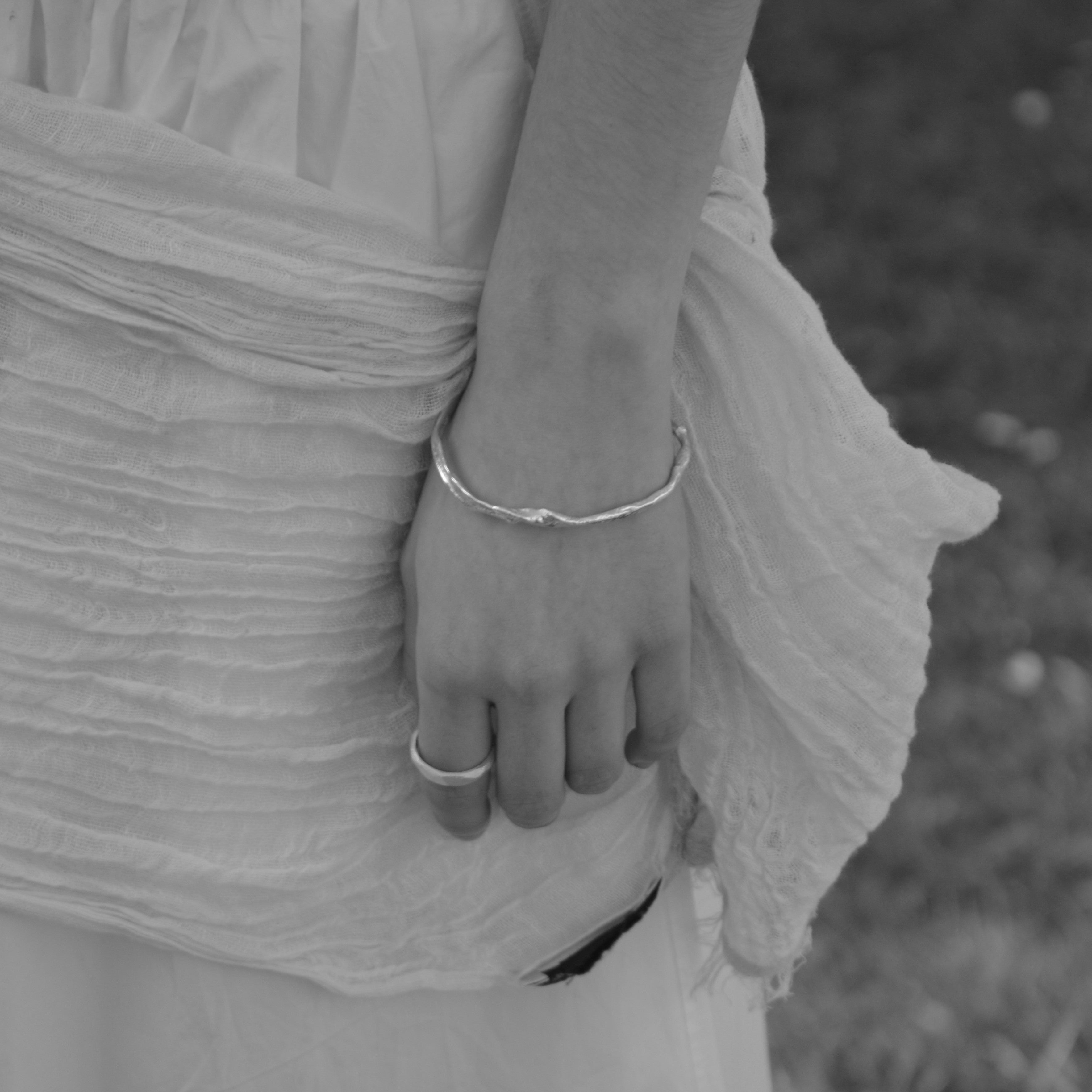 Molten bracelet